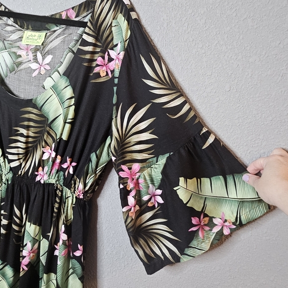 Jade Fashions Authentic Hawaiian Dress Size 2XL Half Bell Sleeve Tropical Floral - Picture 5 of 9